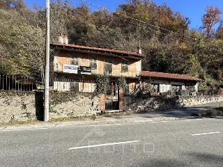 zoom immagine (Rustico, zona Borgosesia)