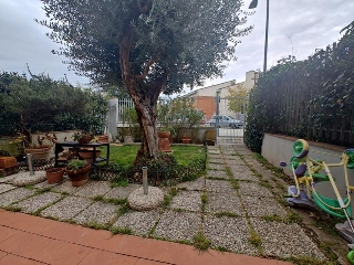zoom immagine (Casa a schiera 170 mq, soggiorno, 3 camere, zona Galluzzo / Certosa)