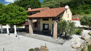 zoom immagine (Rustico 260 mq, soggiorno, 3 camere, zona Arquà Petrarca - Centro)