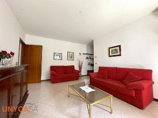zoom immagine (Appartamento 90 mq, soggiorno, 2 camere, zona Selvazzano Dentro)