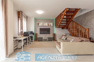 zoom immagine (Appartamento 121 mq, soggiorno, 2 camere, zona Maserà - Centro)