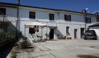 zoom immagine (Casa a schiera 130 mq, soggiorno, 3 camere, zona San Lorenzo Aroldo)