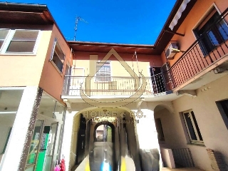 zoom immagine (Appartamento 113 mq, soggiorno, 1 camera, zona Cilavegna - Centro)