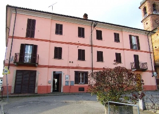 zoom immagine (Appartamento 127 mq, soggiorno, 3 camere, zona Sannazzaro Dè Burgondi)