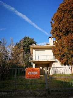 zoom immagine (Casa singola 280 mq, soggiorno, più di 3 camere, zona Castelfranco Veneto - Centro)