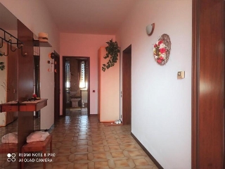 zoom immagine (Appartamento 130 mq, soggiorno, 2 camere, zona Sabbioni)