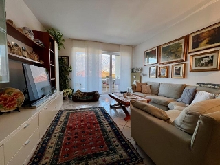 zoom immagine (Appartamento 196 mq, soggiorno, 3 camere, zona Villazzano)